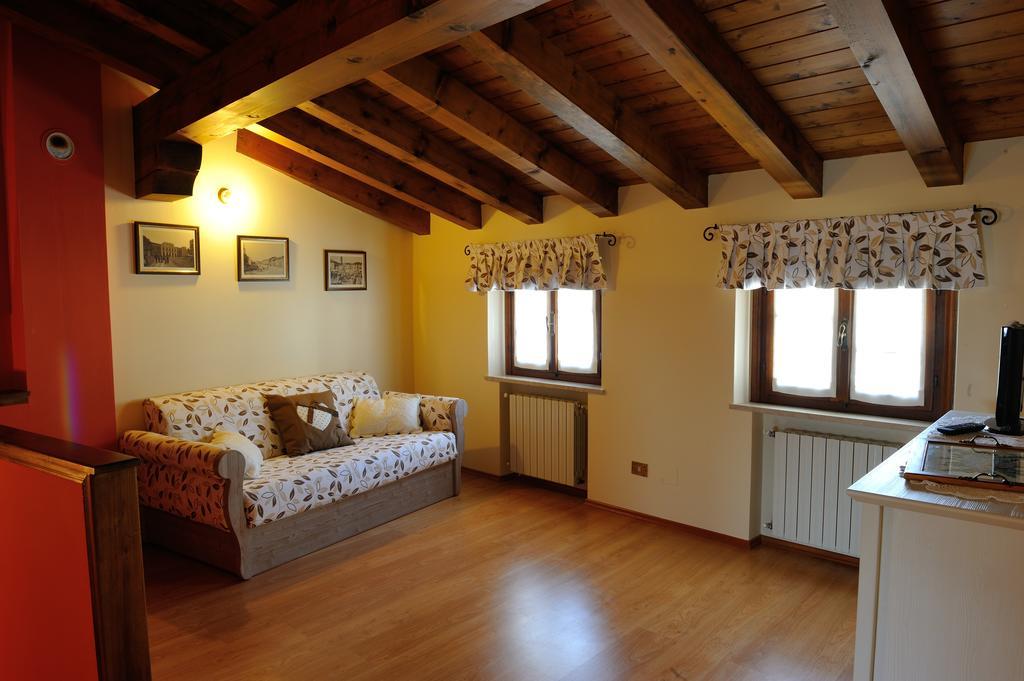 Agriturismo Crodi Miane Bagian luar foto