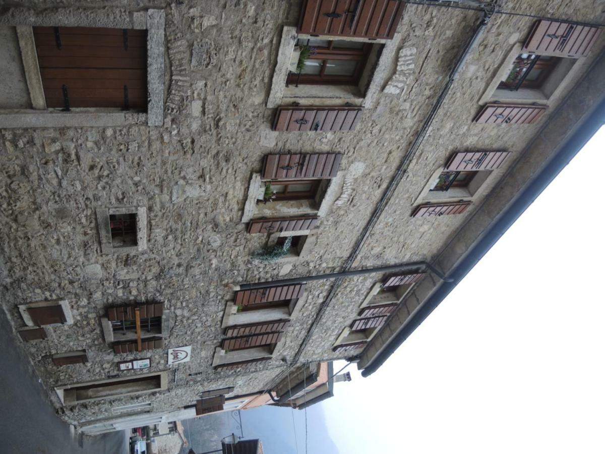 Agriturismo Crodi Miane Bagian luar foto